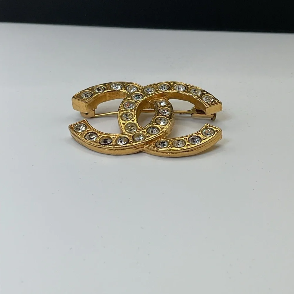 CHANEL CC Logo Rhinestone Brooch